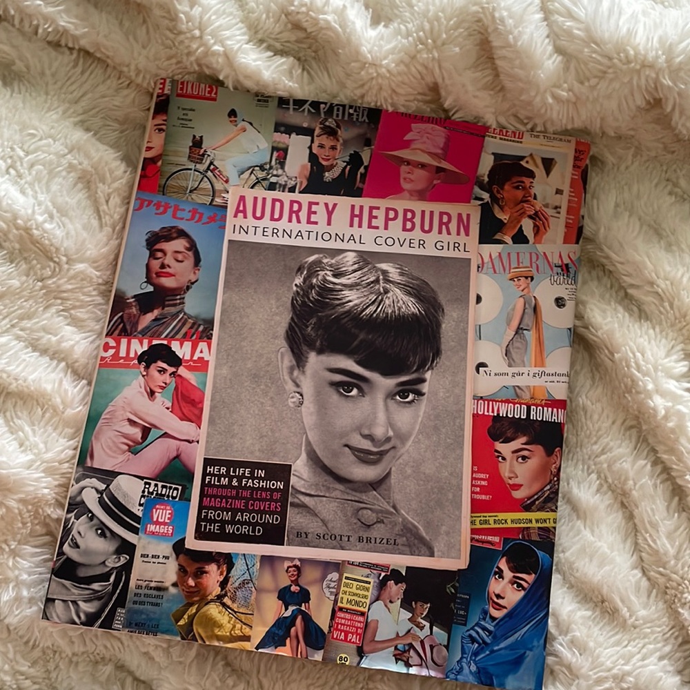 Audrey Hepburn International cover girl book ♥️